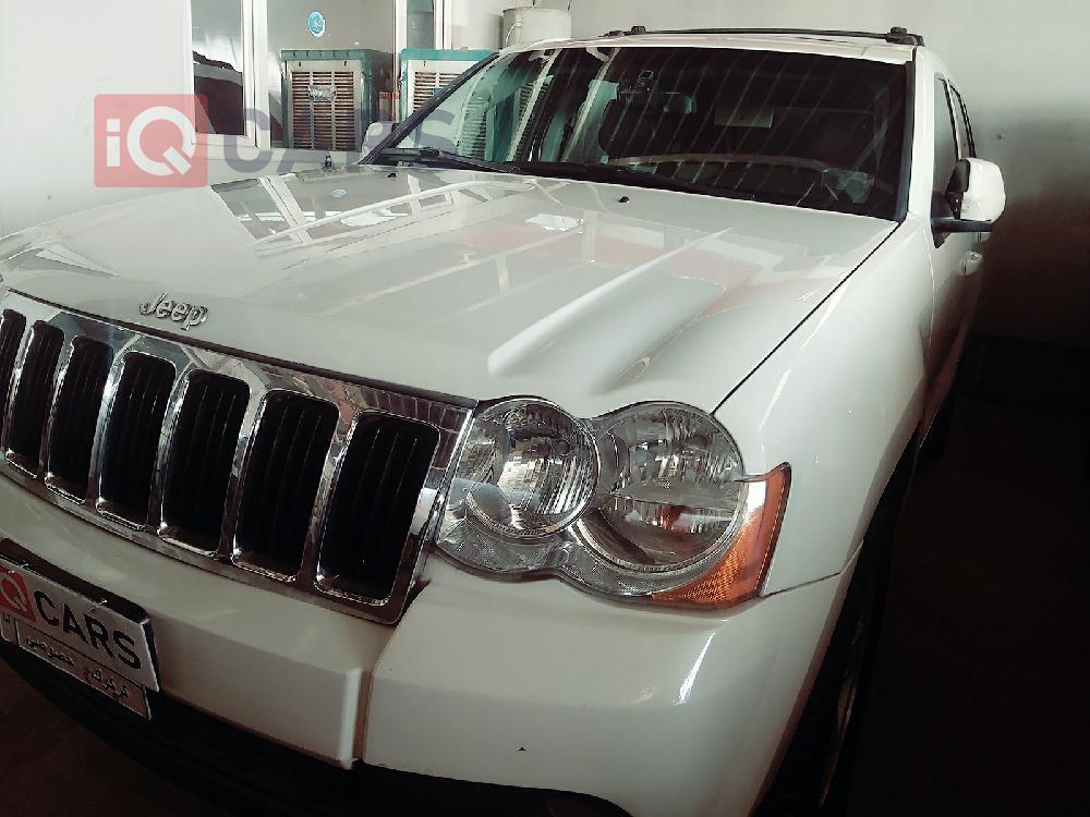 جیپ گراند شیرۆکی